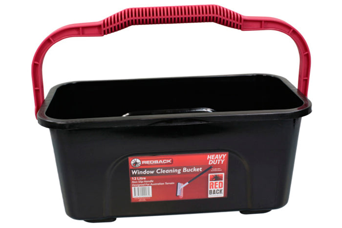 window-cleaning-bucket-31366
