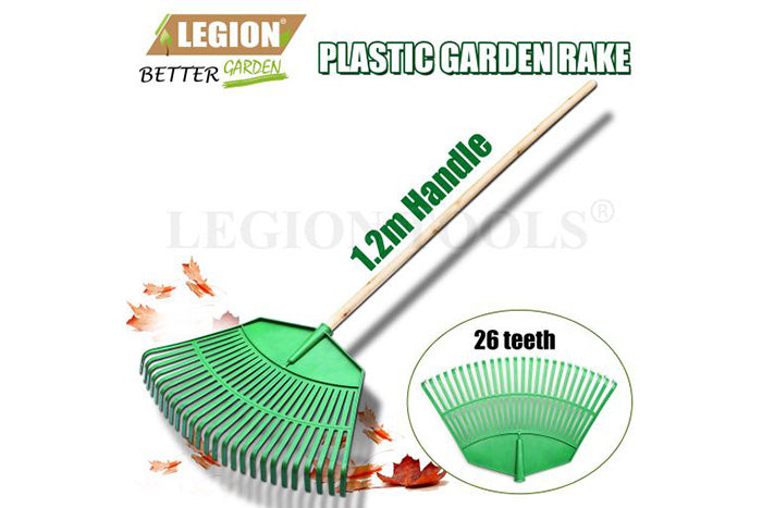plastic-26-teeth-large-garden-rake-wood-handle-76834